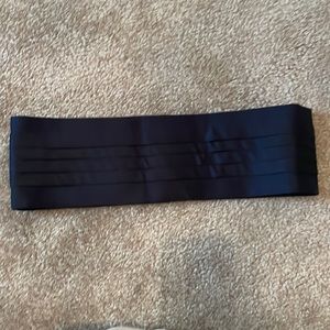 Men’s Black Cover-bun, Size Medium, Velcro